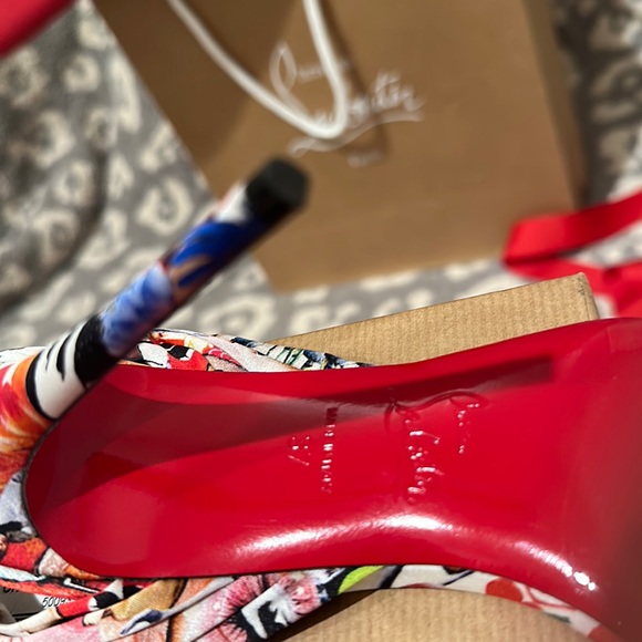 Authentic Christian Louboutin SANDALE DU DESERT Pop Art Ankle Tie Bow Heel Pump - Picture 12 of 17